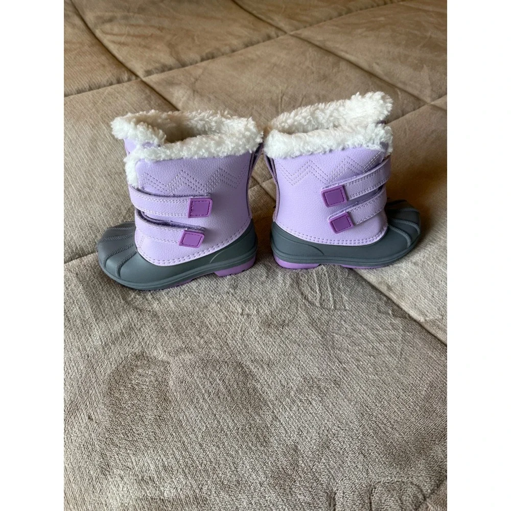 Cat & Jack Toddler Girls Purple Faux Fur Lined Winter Duck Boots Size 7 NWT